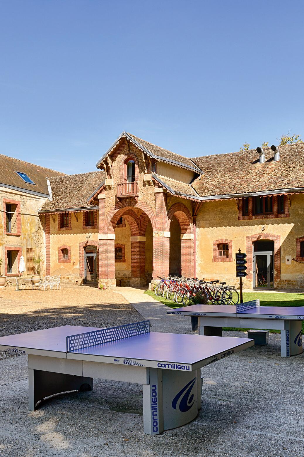 https://assets.chateauform.com/pm_8909_16_16255-l2r1c1ugrt-2_3_large.jpg
