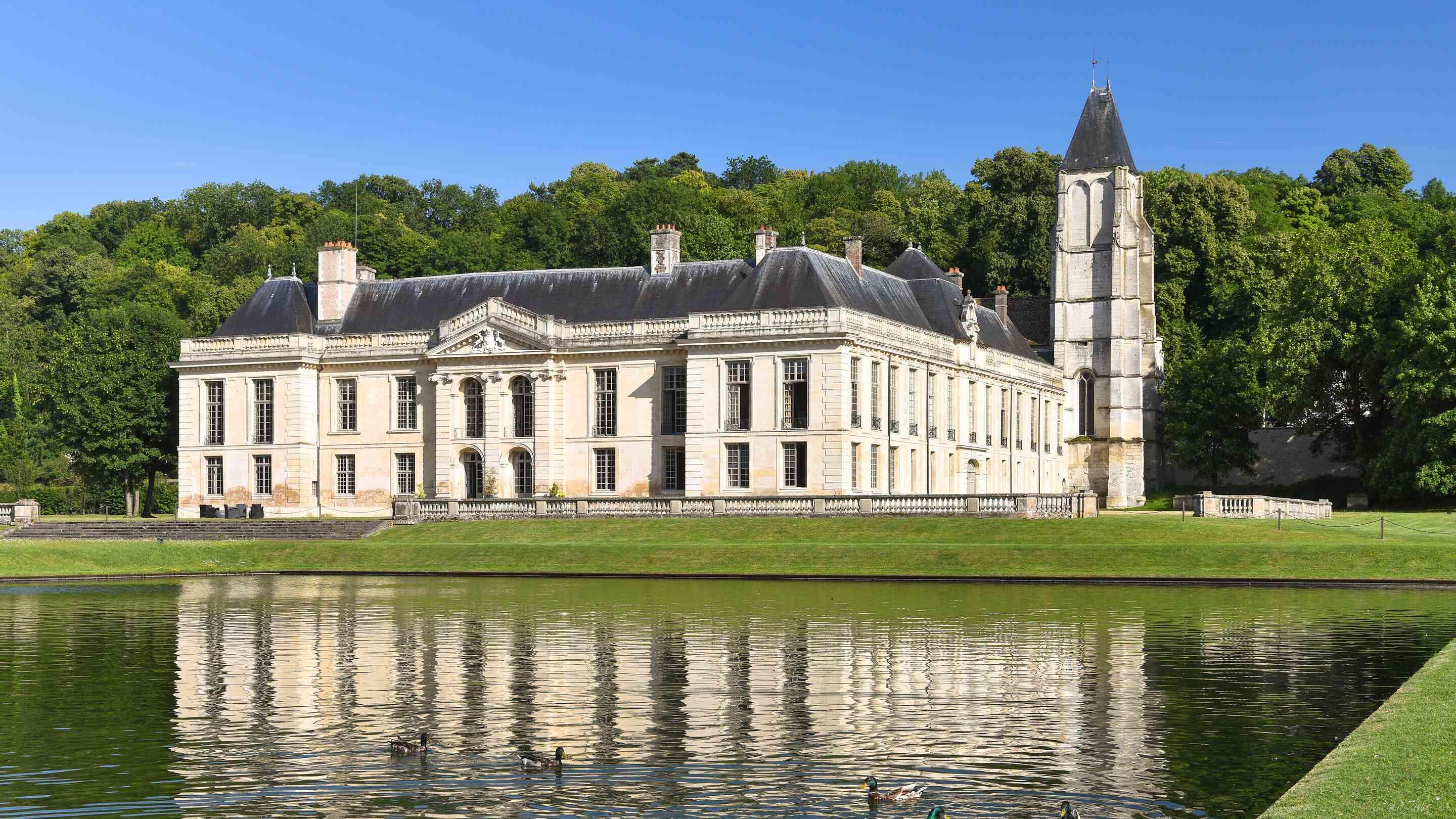 https://assets.chateauform.com/pm_8909_17_17623-sijppvgd9s-16_9_xlarge.jpg