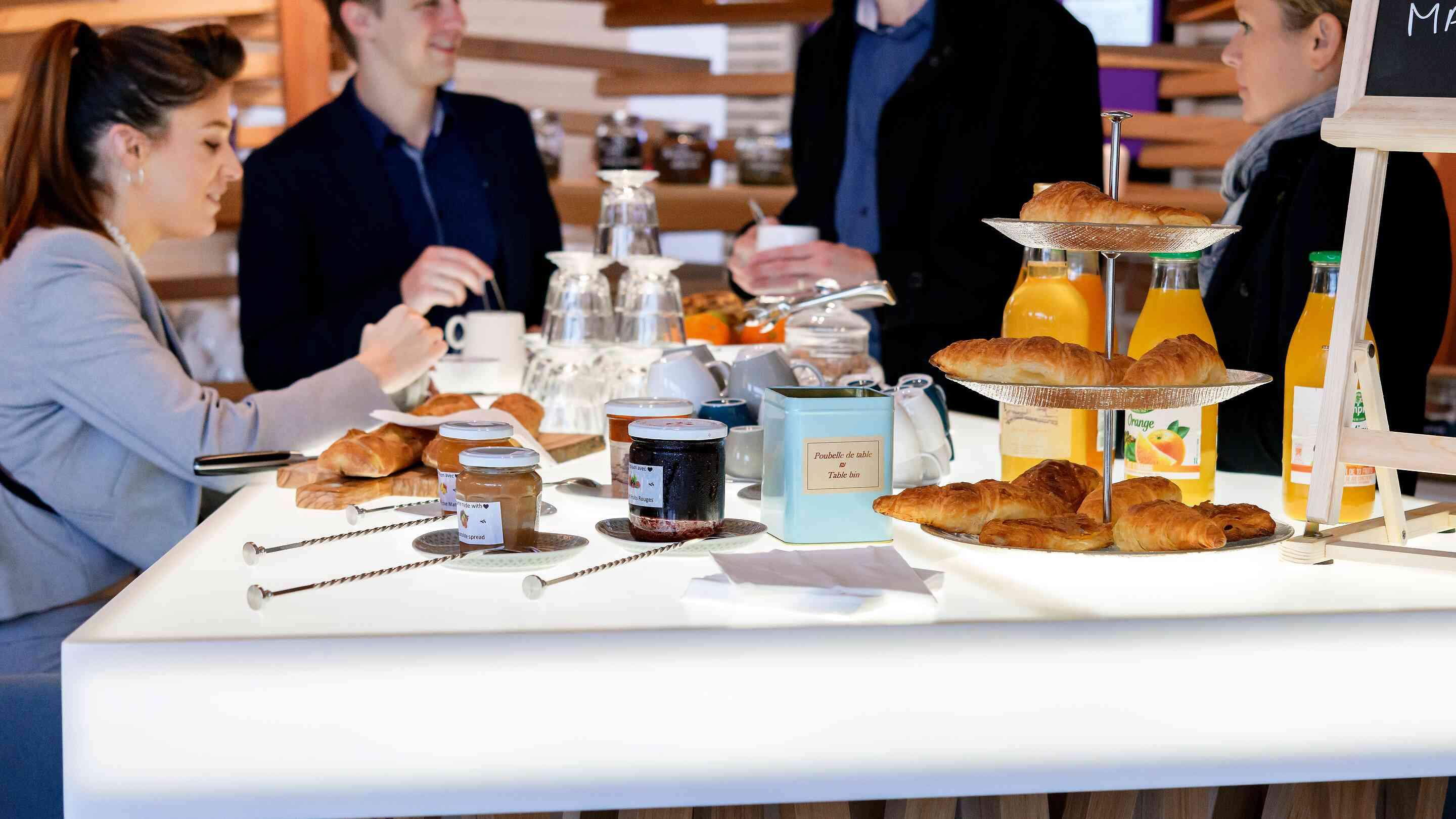 Organiser un petit déjeuener de travail | Châteauform'