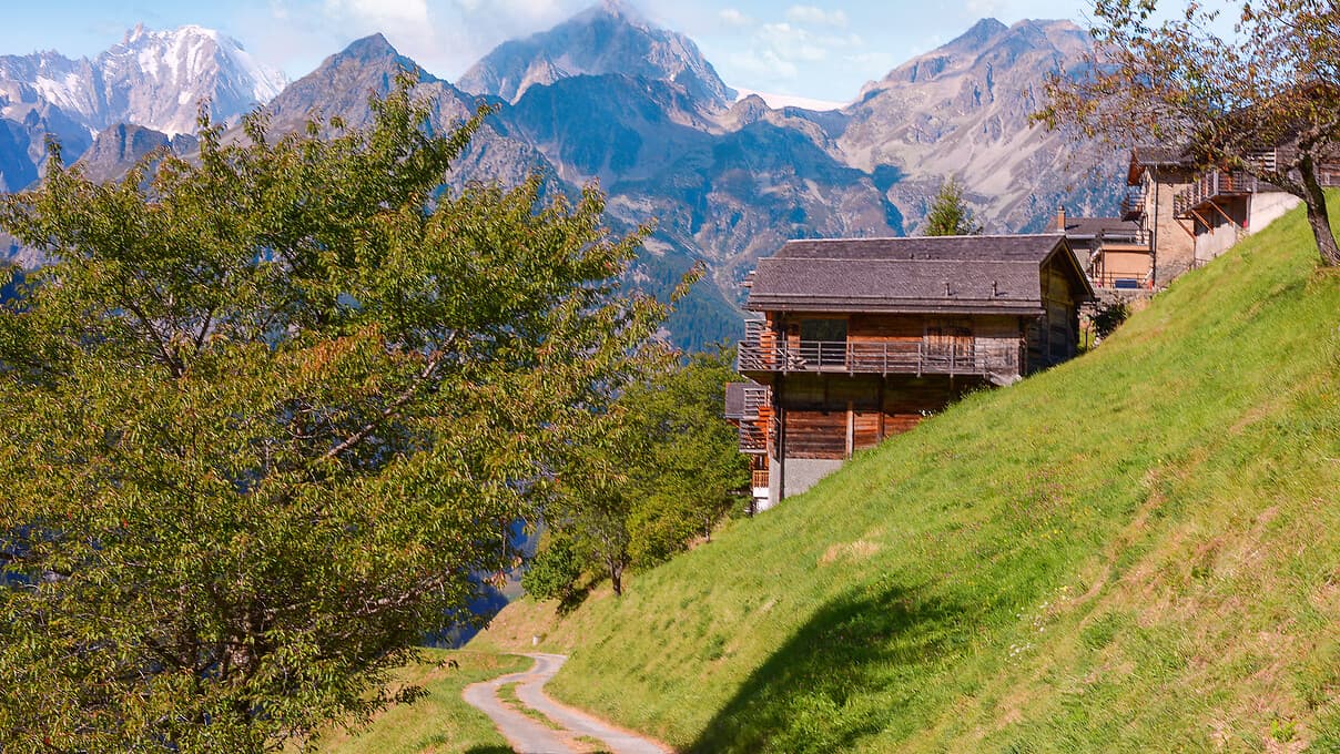 https://assets.chateauform.com/pm_8909_56_56983-2gnsu56yq2-16_9_large.jpg