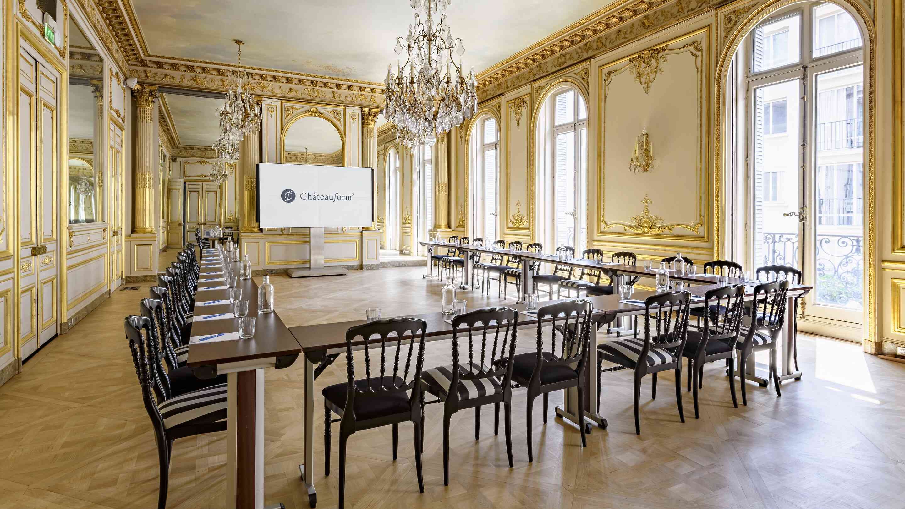 https://assets.chateauform.com/pm_8909_69_69309-70lnwjhp3p-16_9_xlarge.jpg