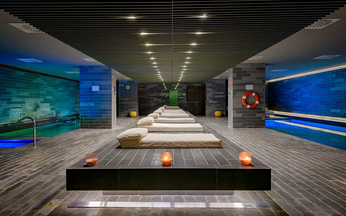 CF Place picture 17