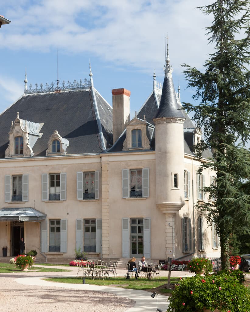 Château des Contes - façade - terrasse | Châteauform'