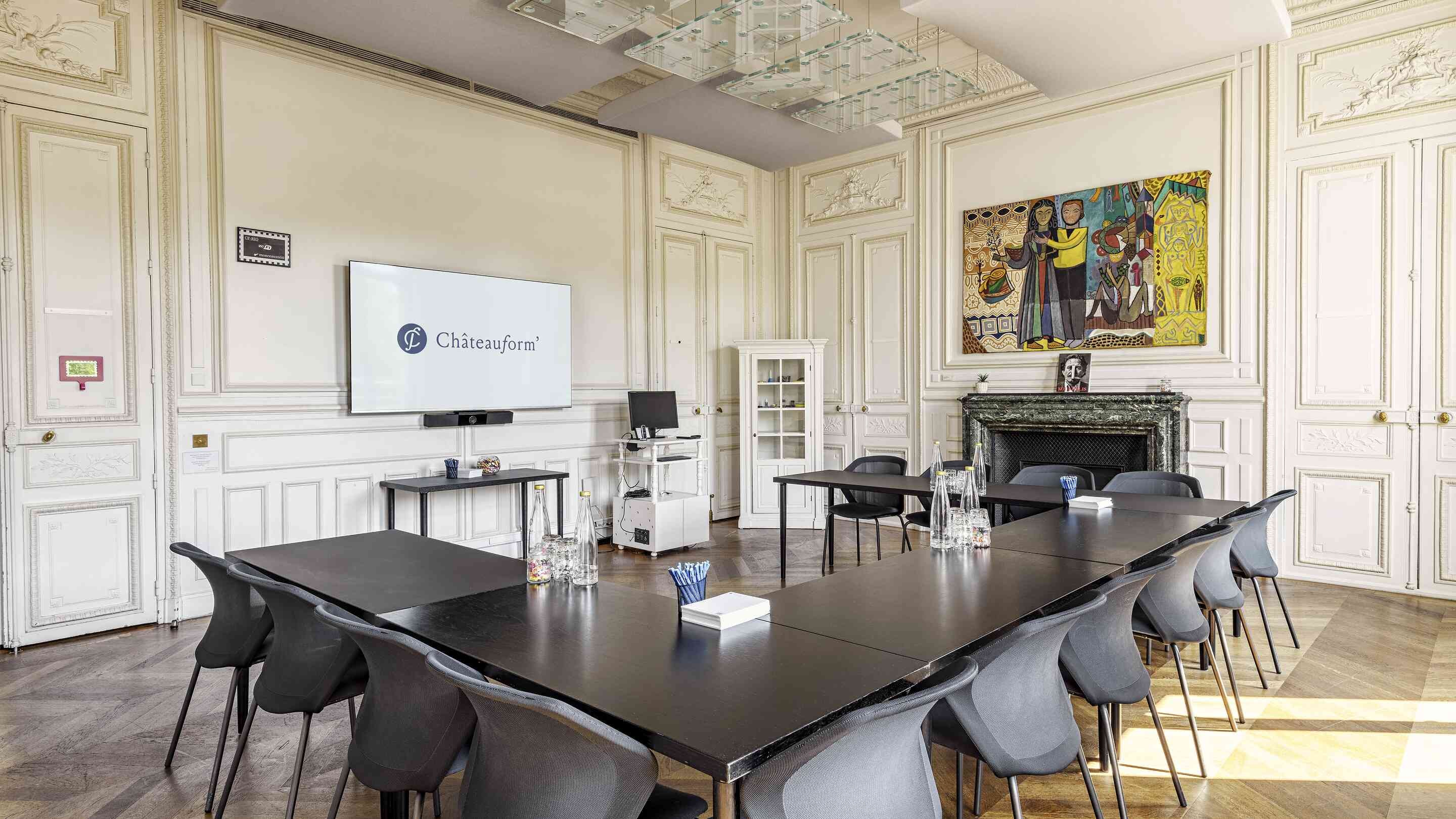 https://assets.chateauform.com/pm_8909_69_69210-x4y5rphgww-16_9_xlarge.jpg_1